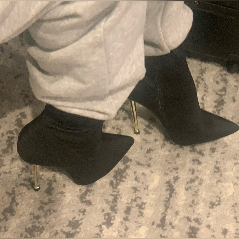 Bootie - Black - Picture 2 of 10